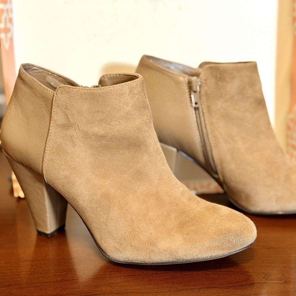 Gianni Bini IT-LIST Suede Leather Ankle Boots 8M Sahara Sand Block Heel